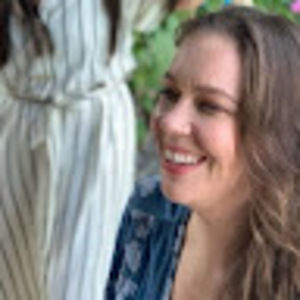 Meet your Posher, Briana